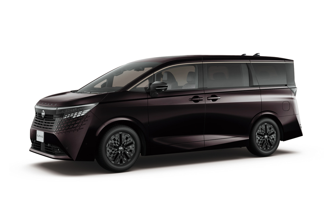 日産 エルグランド 新型（至極-シゴク-）