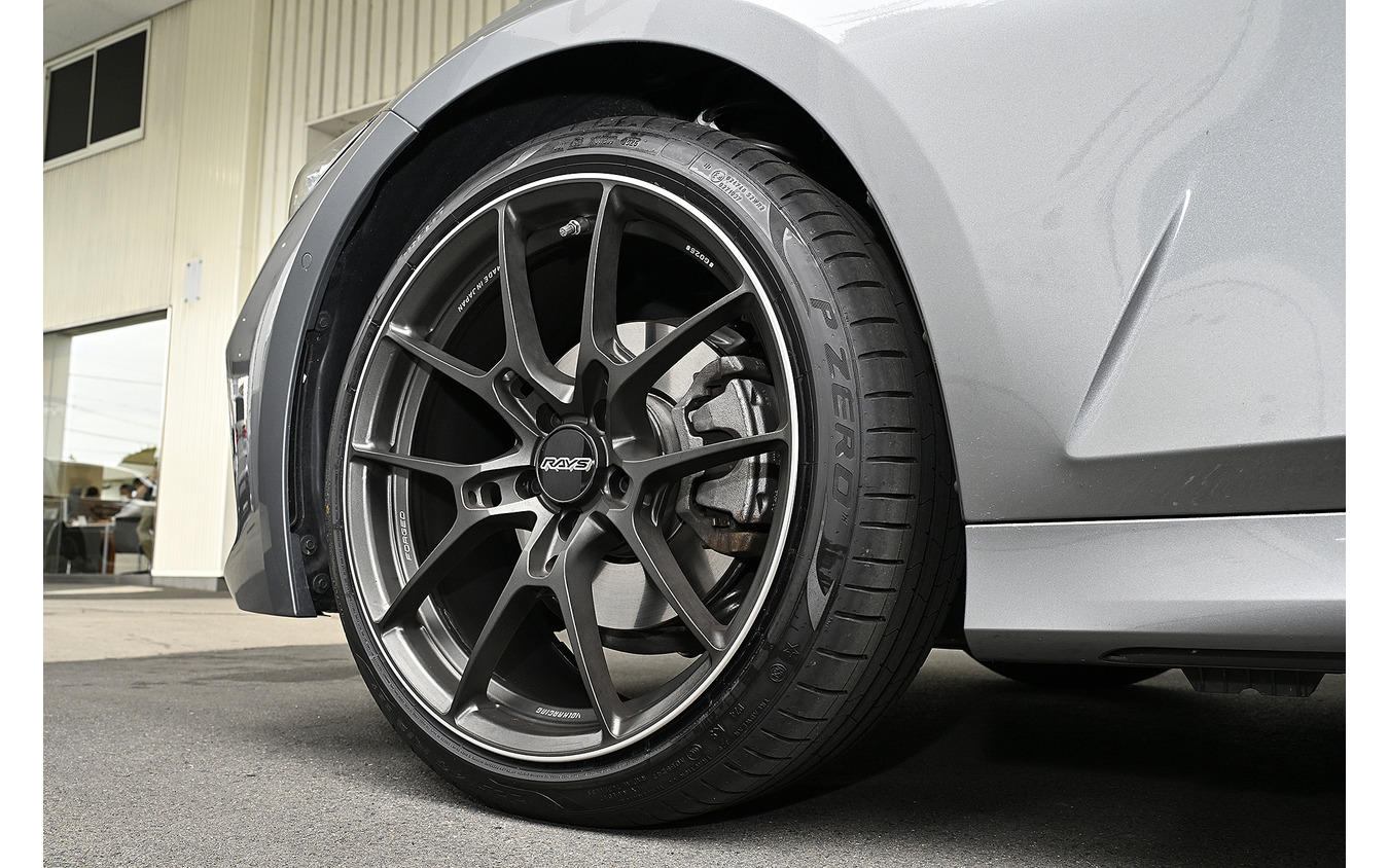 装着されていたのはRAYS VOLK RACING G025