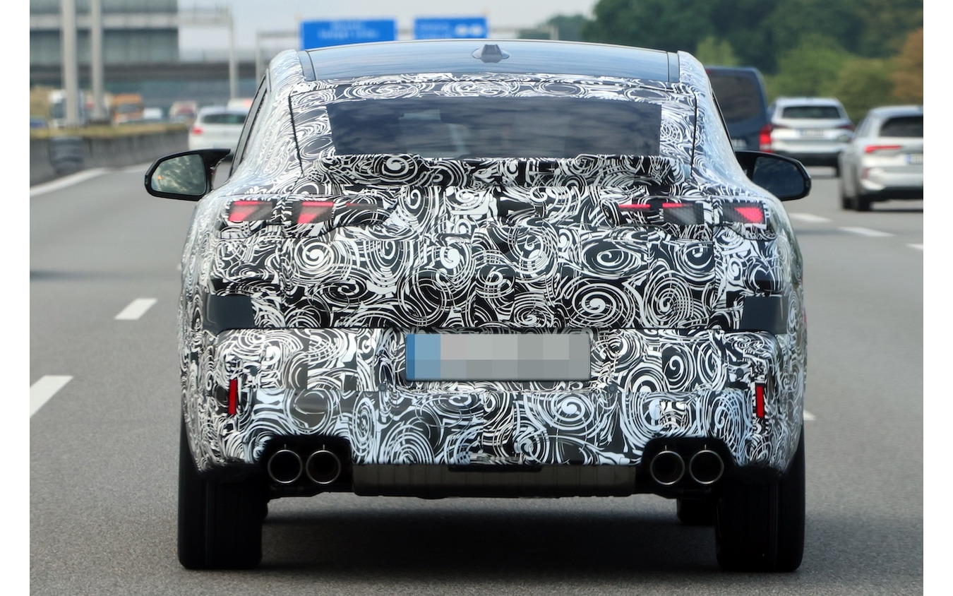 BMW X2 改良新型のプロトタイプ