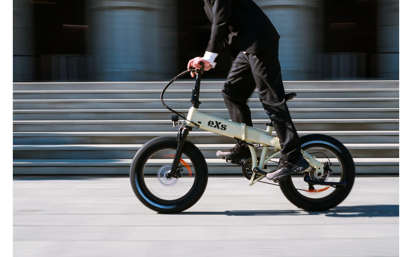 電動アシスト自転車 eXs Street