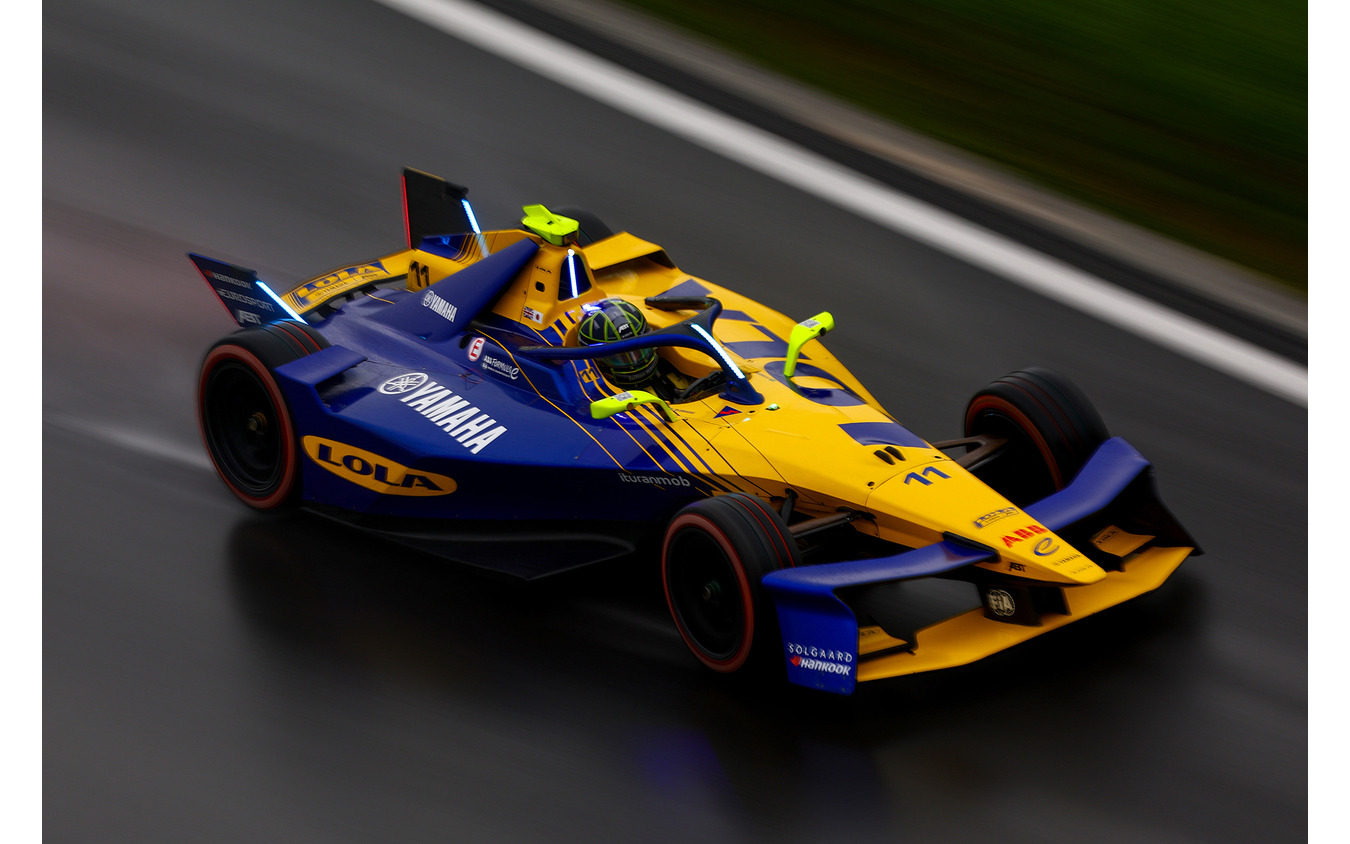 フォーミュラE・シーズン12第13戦（中国・上海）で初優勝を飾った「ローラ・ヤマハABTフォーミュラEチーム」