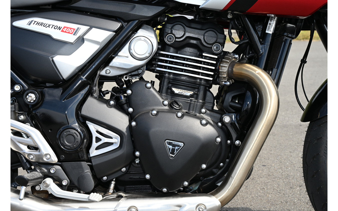 トライアンフ Thruxton 400（スラクストン400）