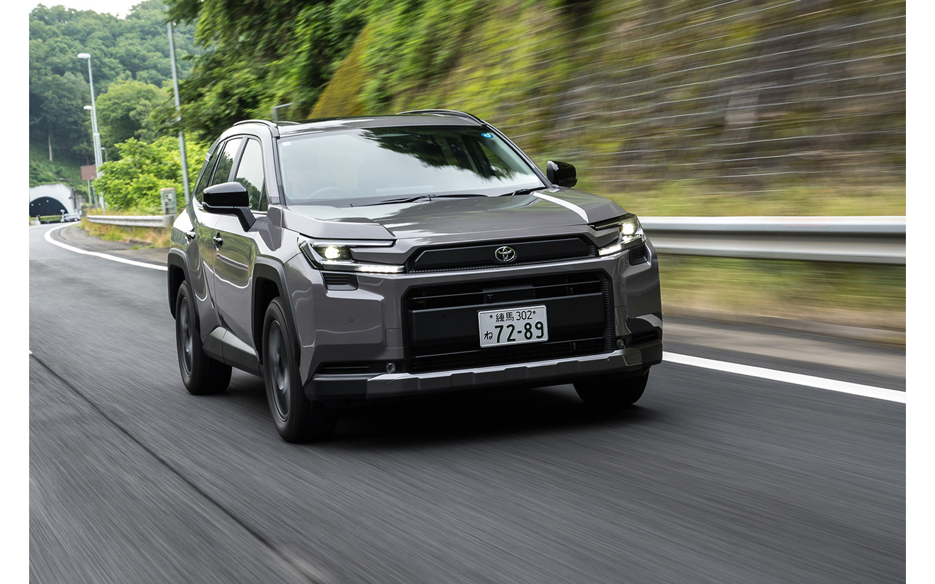 【トヨタ RAV4アドベンチャー 新型試乗】これぞトヨタの大黒柱！ 現行ハイブリッド車でベストと思える洗練度