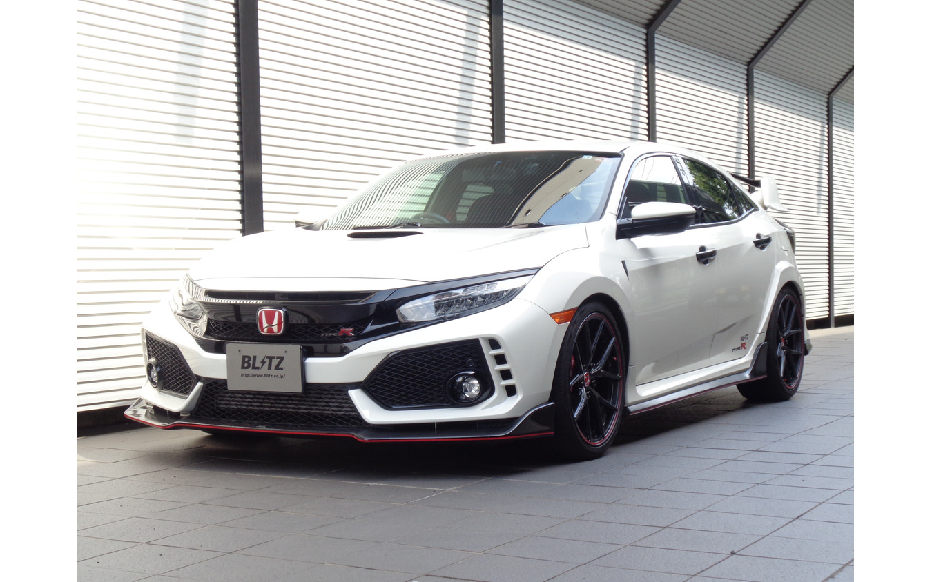 ブリッツ DAMPER ZZ-R A　FK8シビックタイプR装着例（フロント：21mmダウン / リア：23mmダウン）