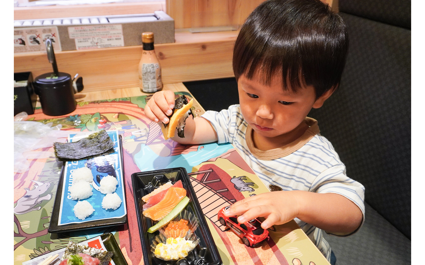 トヨタGRとスシローが限定ミニカー付きメニューを販売する