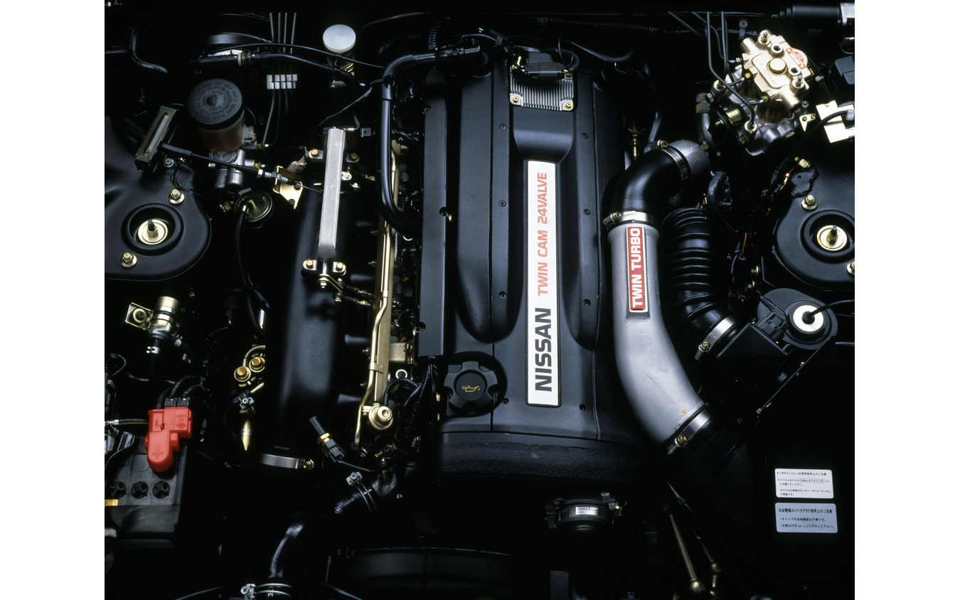 日産 スカイライン R32型のRB26DETTエンジン