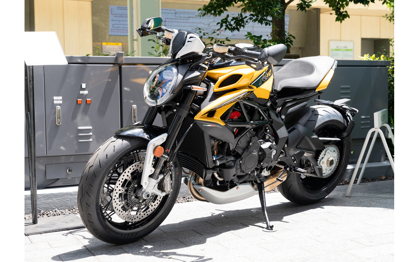 MVアグスタ DRAGSTER RR SCS（Motorcycle Art Gallery）
