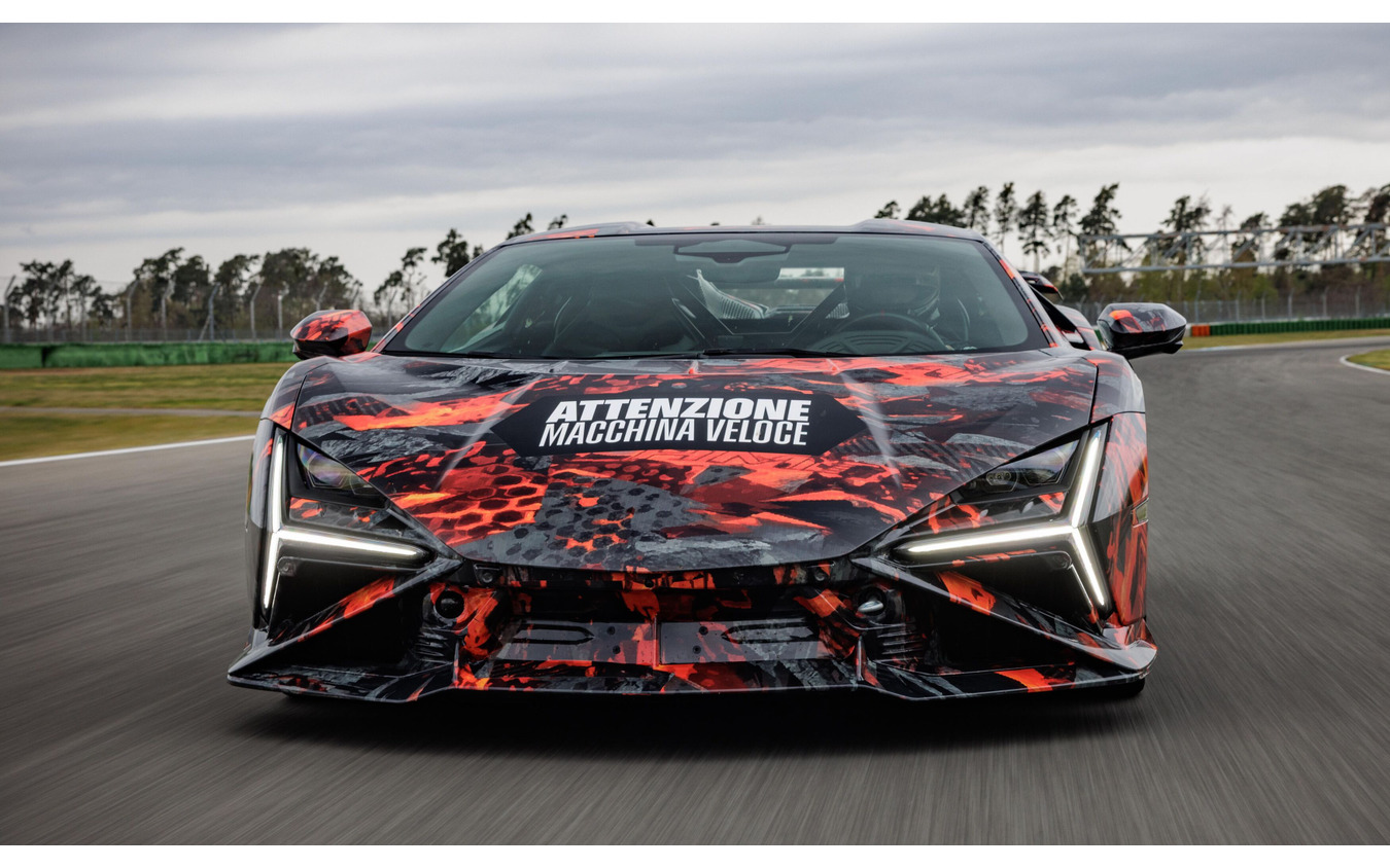 ランボルギーニ『レヴエルトSV』がホッケンハイムリンクで市販車最速ラップ