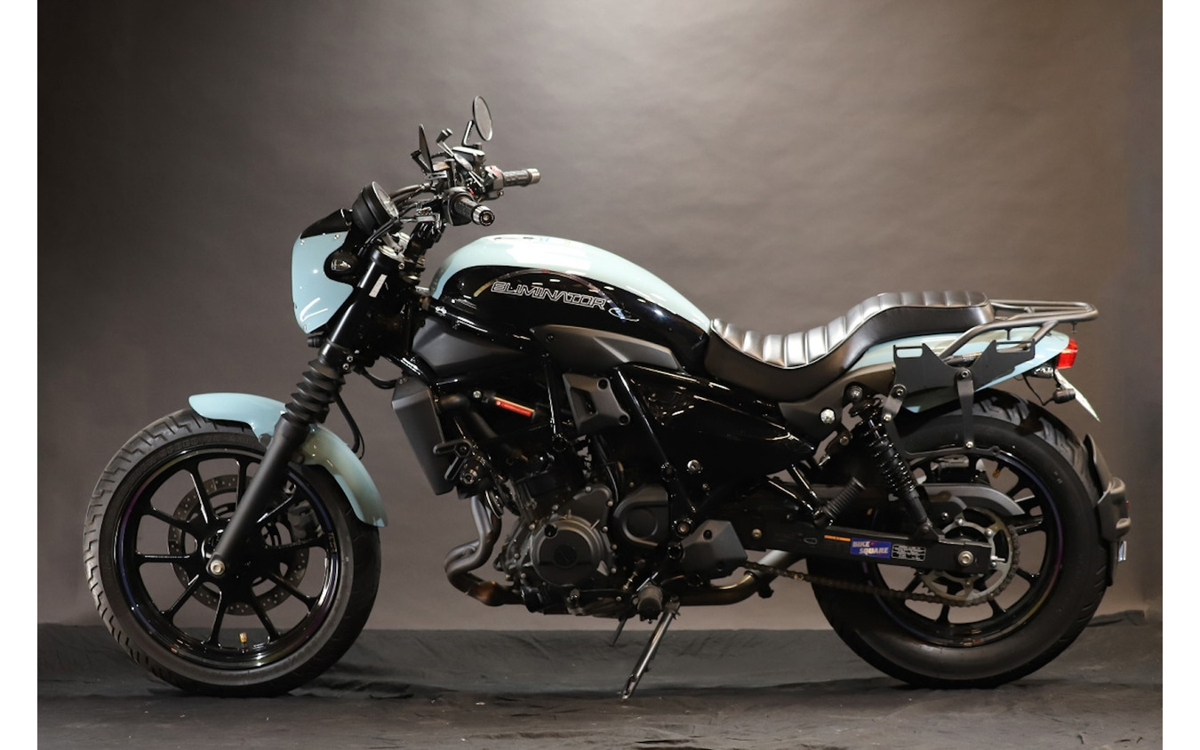 エリミネーターが持つ流れるようなラインフォルムに沿ったデザインの「GOODSEAT “COBRA” for ELIMINATOR/SE」