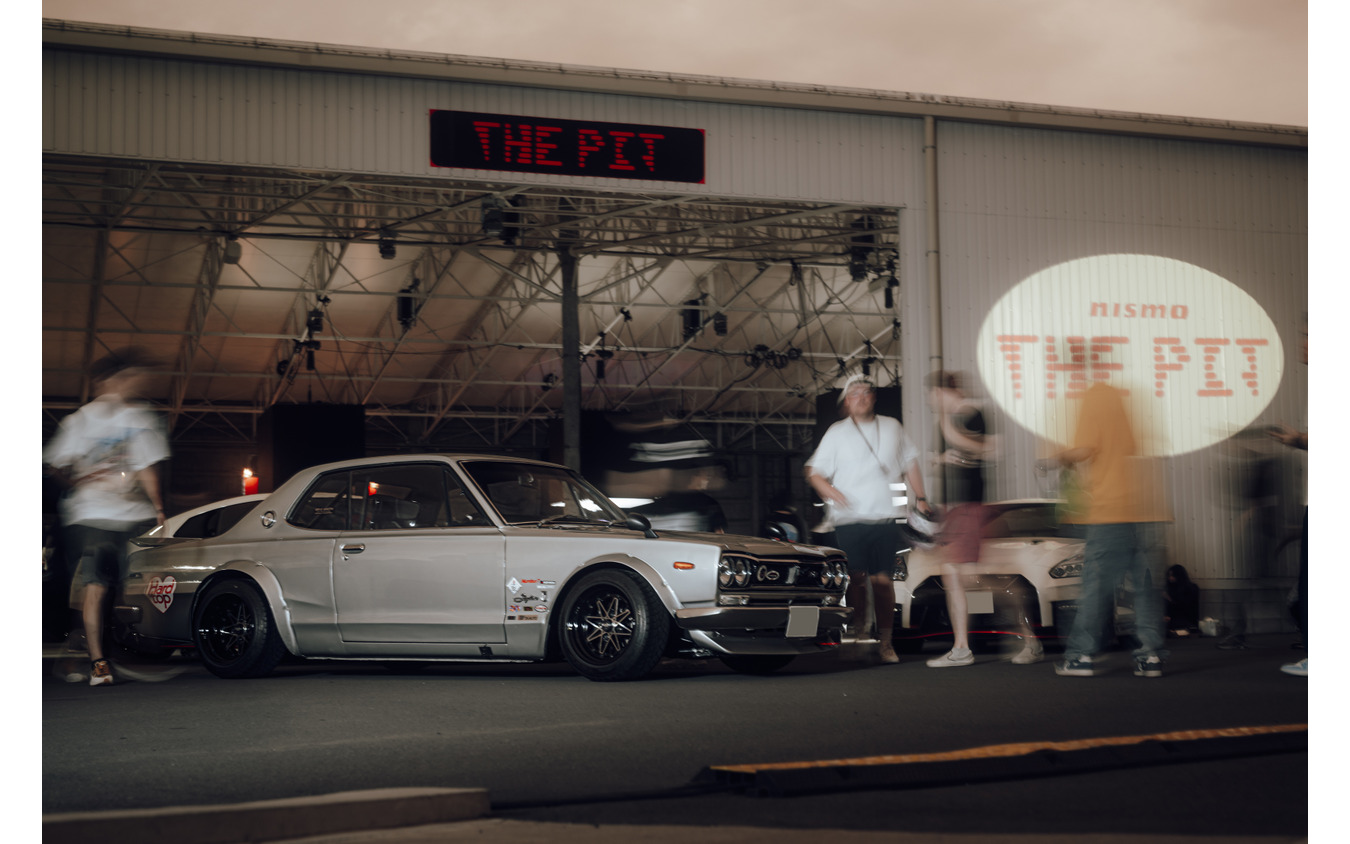 『The NISMO Pit』は2026年1月に開催された『NoWhereToGo 2026』をオマージュしている