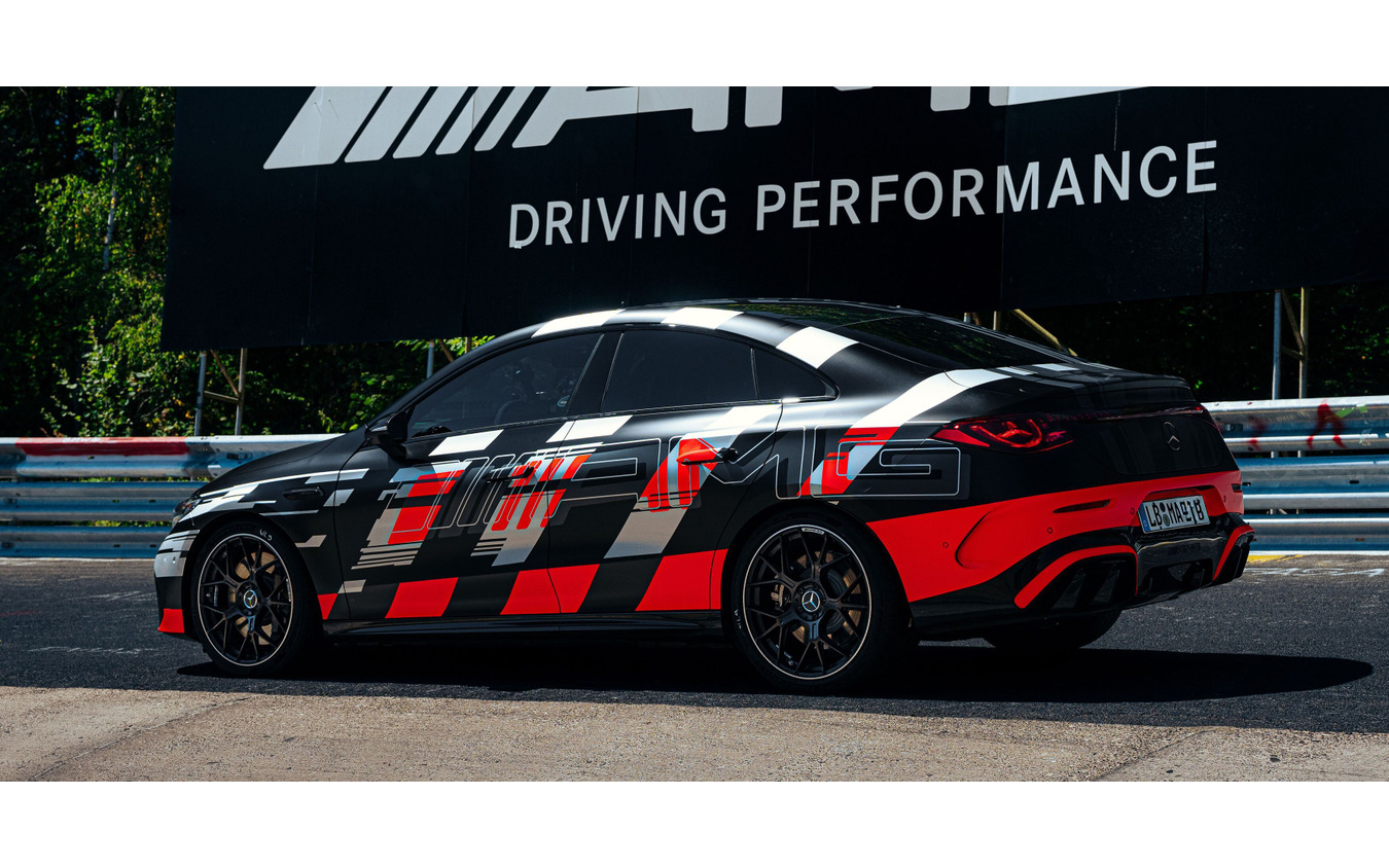 メルセデスAMG『CLA 45 4MATIC+』新型
