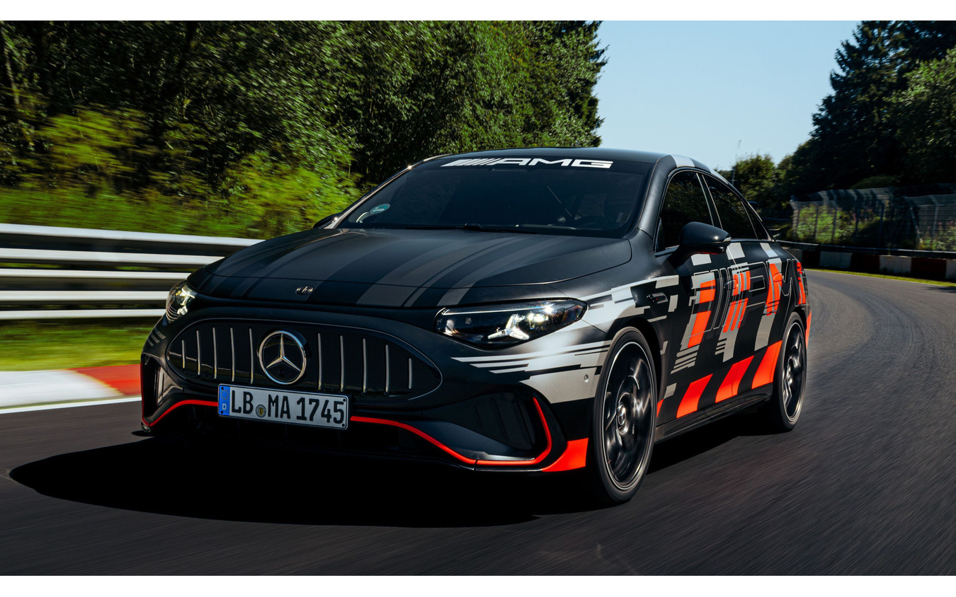 メルセデスAMG『CLA 45 4MATIC+』新型