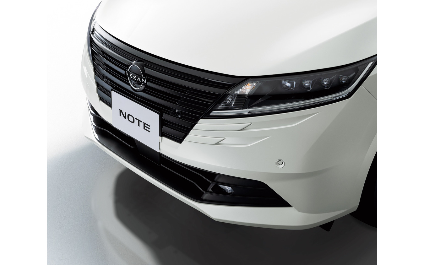 日産ノートの「Black Edition」