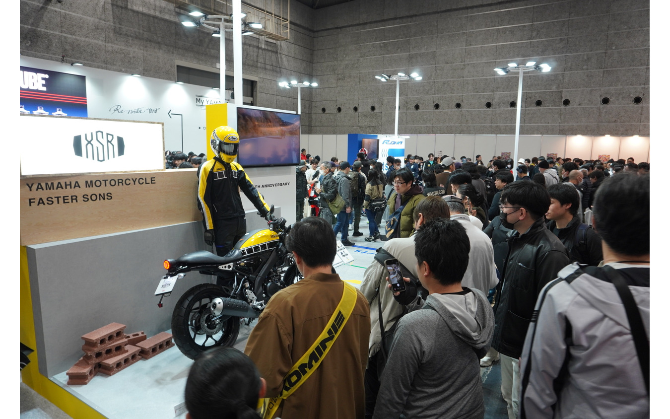 写真は大阪モーターサイクルショー2026のヤマハブース