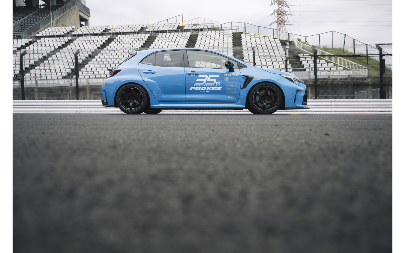 TOYO TIRES『PROXES DRIVING PLEASURE』