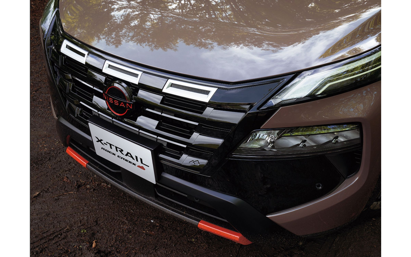 日産『エクストレイル』の「ROCK CREEK」