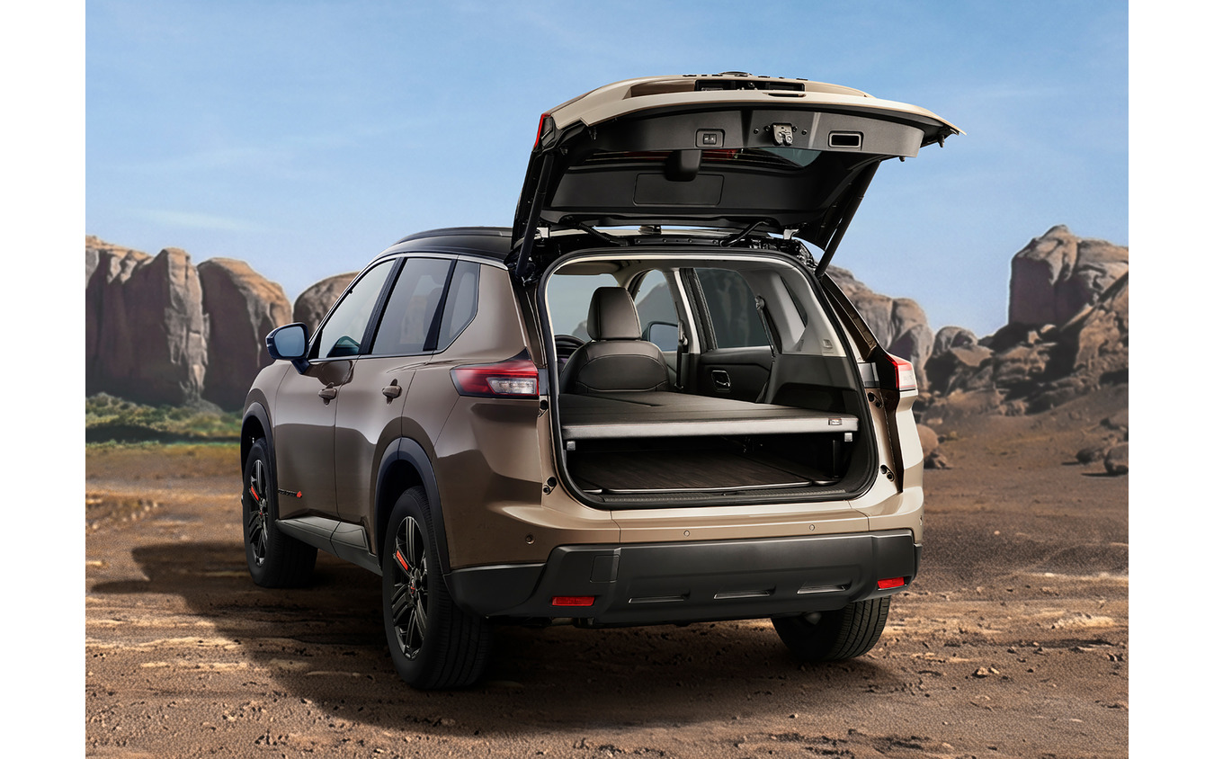 日産『エクストレイル』の「ROCK CREEK」マルチベッド