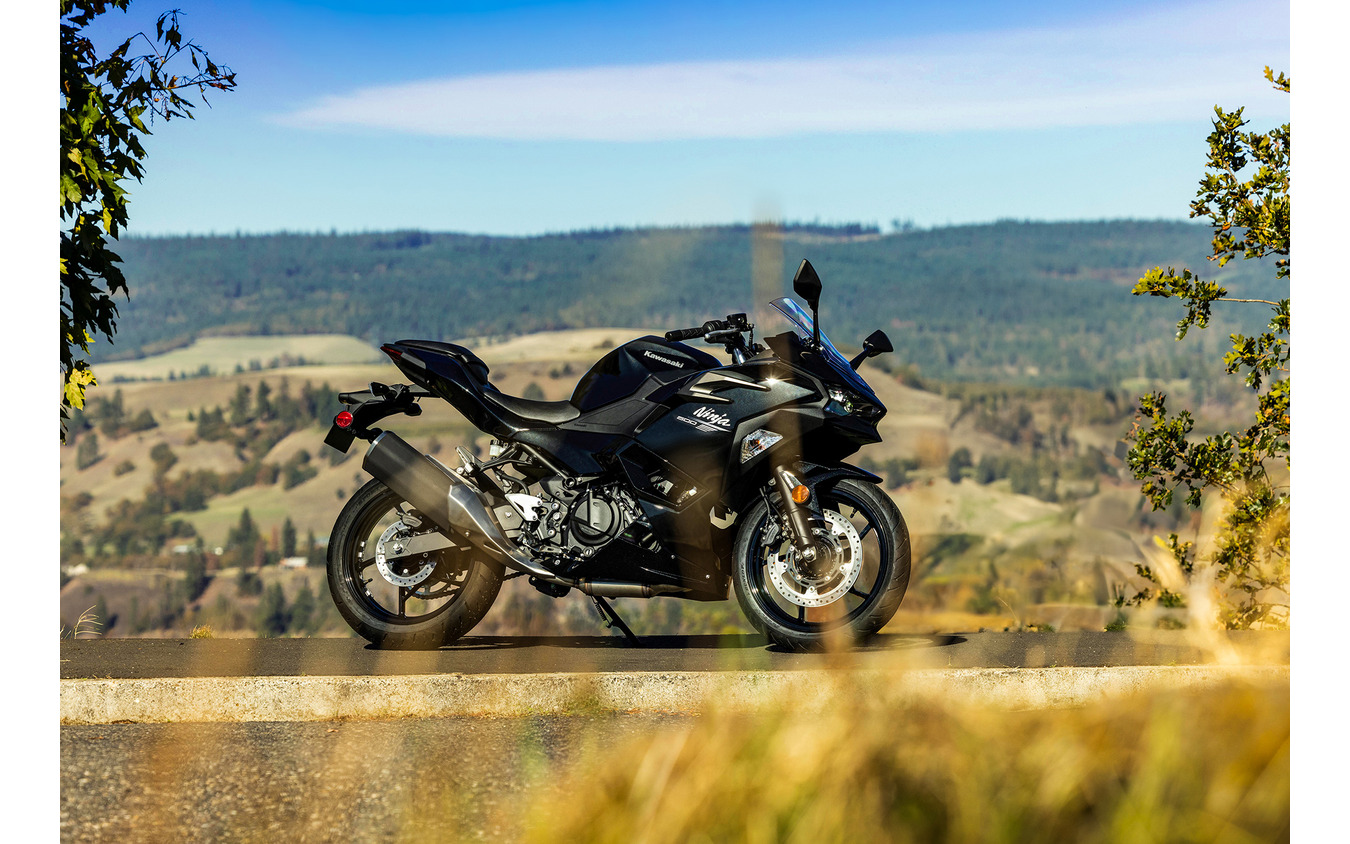 カワサキ Ninja 500 2027年モデル
