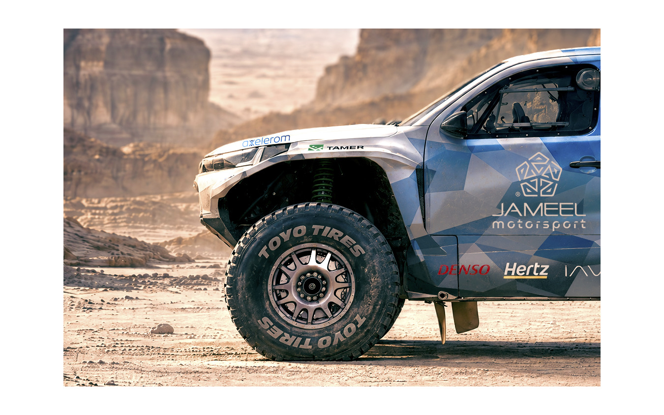 DKR GR FC Hilux x OPEN COUNTRY M/T-R