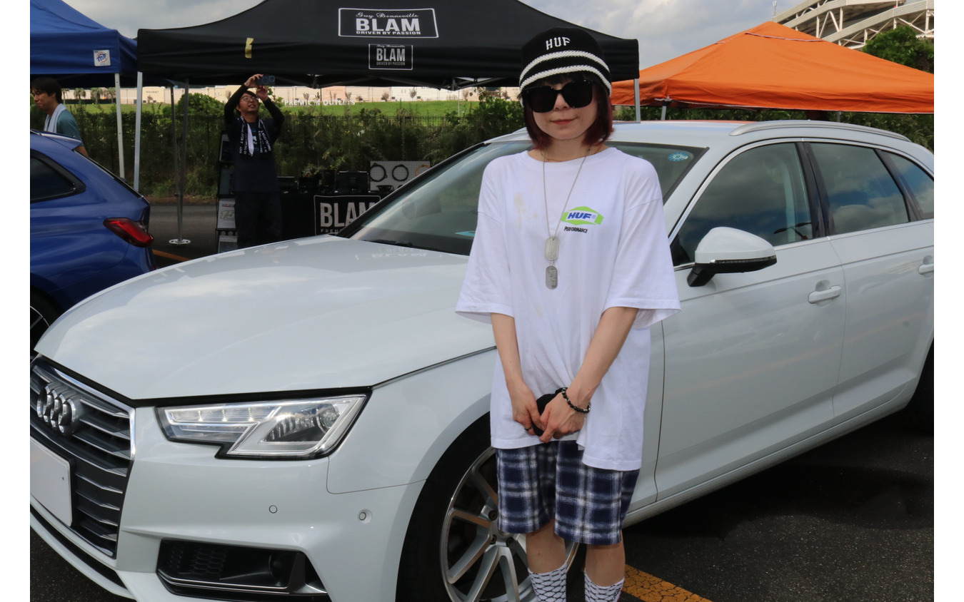 トライムデモカー、アウディA4アバントを試聴したTomoさん