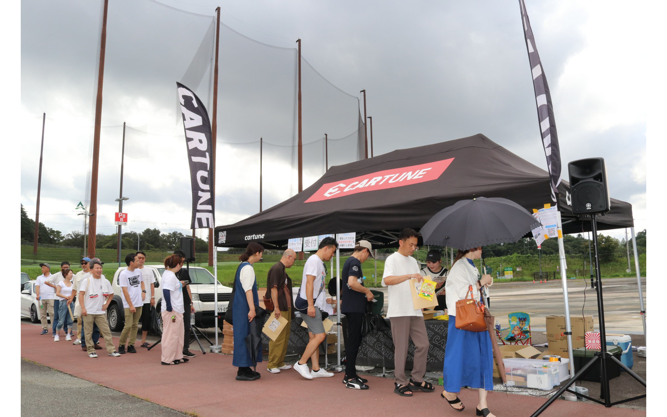 CARTUNE ALL USERS MEET…神戸三田プレミアムアウトレット駐車場