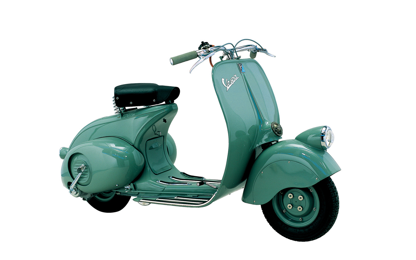 1946年の量産型第1号モデル「ベスパ 98」