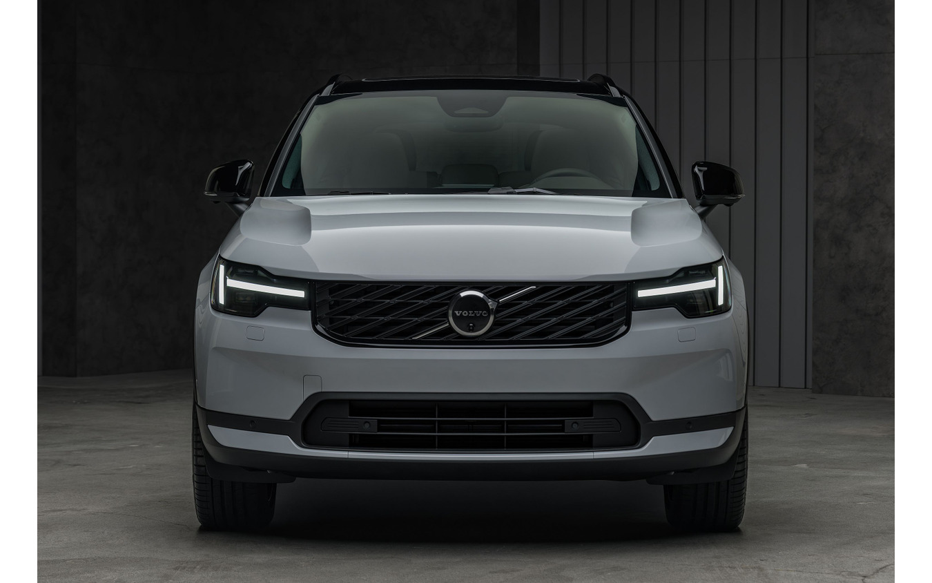 ボルボ XC40 改良新型