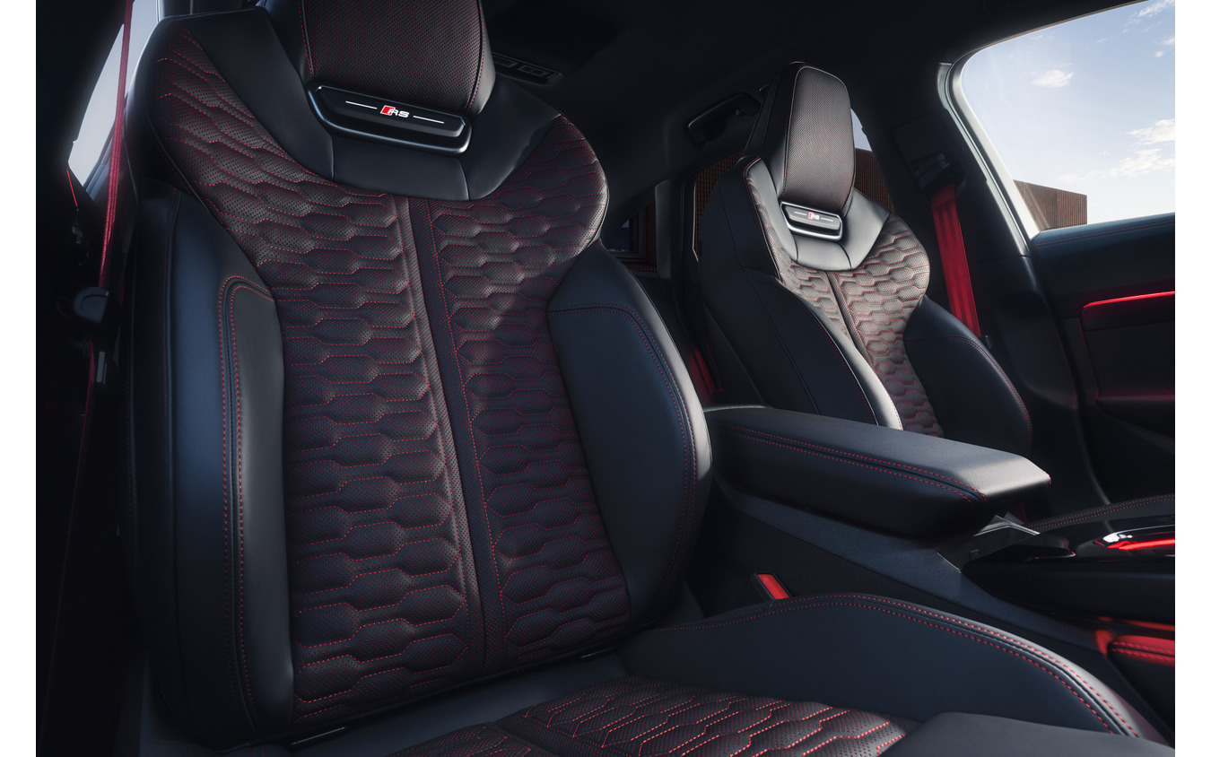 アウディ RS 5 新型