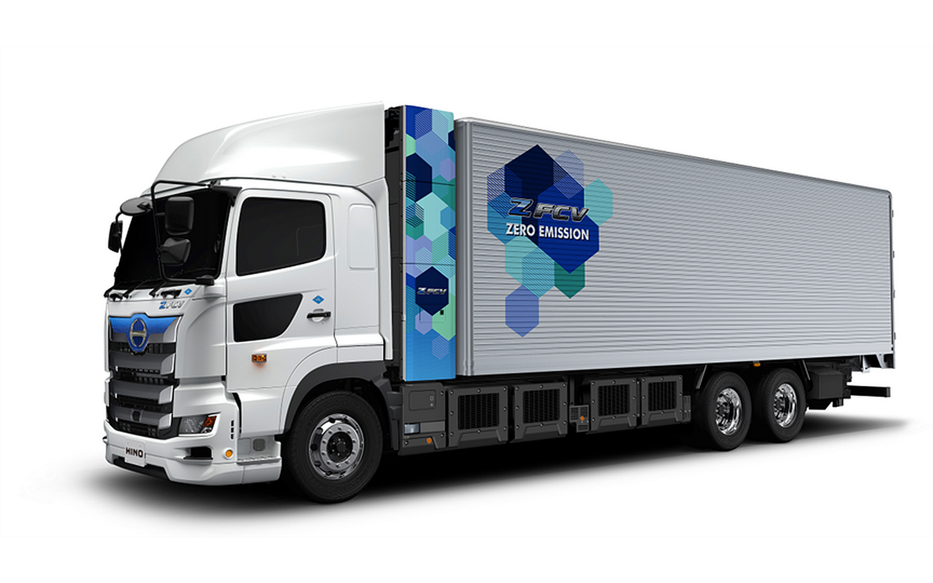 日野 プロフィア Z FCV