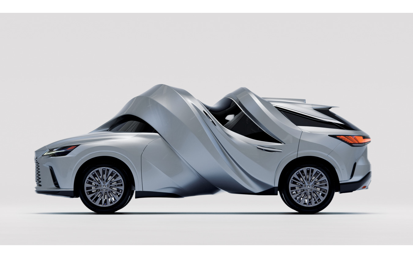 レクサス『RX 450h+』の「Twisted Car」