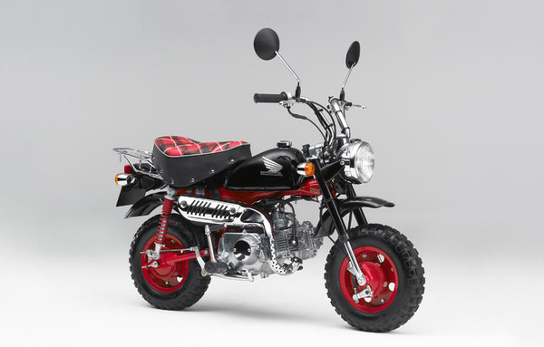 HONDA モンキー 40周年記念タンク ブラック 101567.jpg