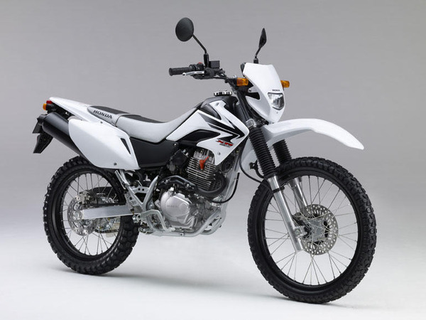 ホンダ、XR230を一部改良、カラーリングも変更して発売 | レスポンス