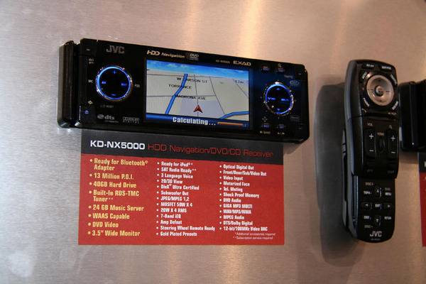 CES 07】1DINに3.5ワイドモニター装備のナビ/CDレシーバー…JVC 1 CES 07】1DINに3.5ワイドモニター装備のナビ/CDレシーバー…JVC 1