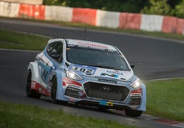 ニュル24時間 16 ヒュンダイの高性能車 N 開発車両が完走 レスポンス Response Jp ニュル24時間 16 ヒュンダイの高性能車 N 開発車両が完走 レスポンス Response Jp