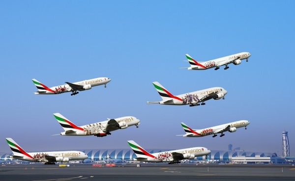 エミレーツ航空、本拠ドバイにサッカー特別塗装機が集結［動画