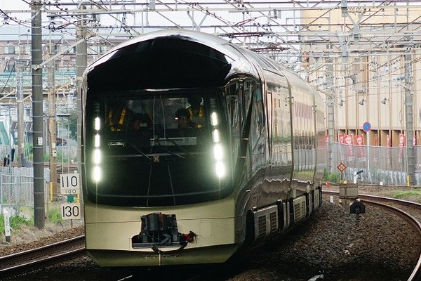 JR東日本 四季島 ピンズ - メルカリ