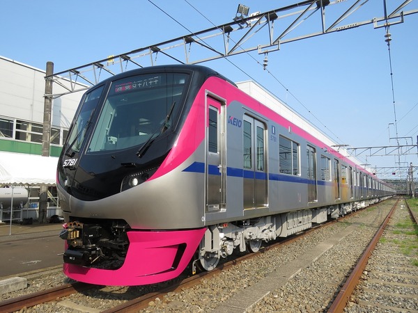 京王の座席指定列車は「京王ライナー」…停車駅や料金、運行時間