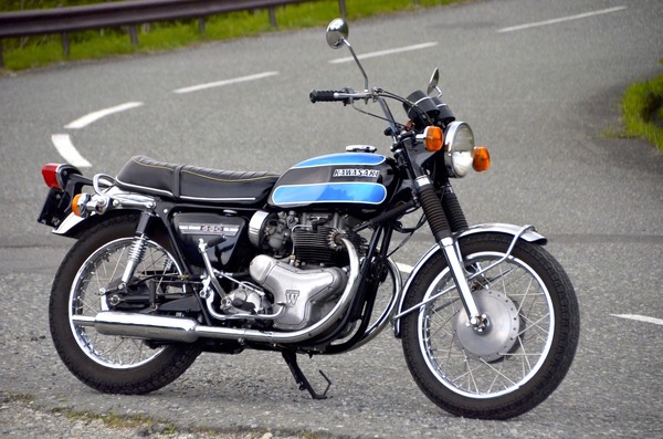 KAWASAKI W1 純正シート　カワサキ　ダブワン Yahoo!オークション -「カワサキw1シート」(カワサキ用) (シート