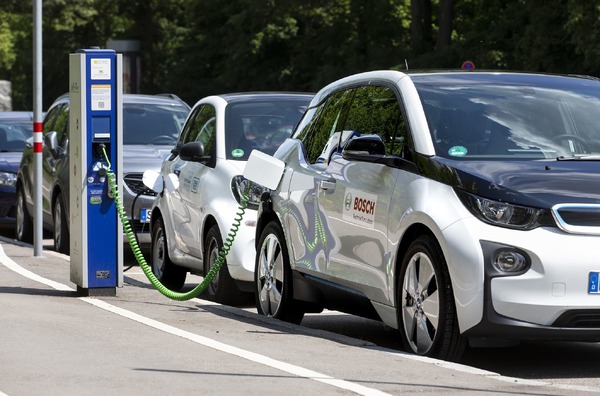 ボッシュが電動車向けクラウドサービス、バッテリー寿命を長く…フランクフルトモーターショー2019で発表へ