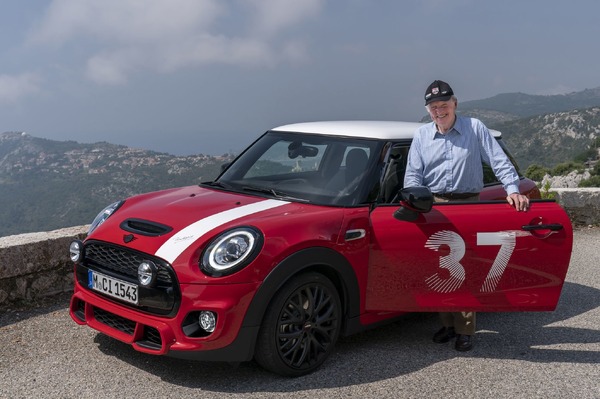Miniでモンテカルロ初優勝したドライバーを称える…MINIに特別