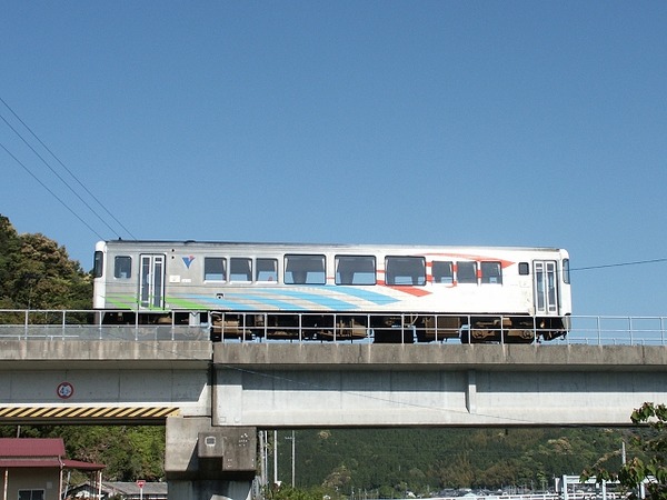 阿佐海岸鉄道とJR四国の境界は阿波海南駅に阿波海南-海部間は無料扱い　11月1日から