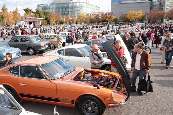 昭和レトロカー400台が大阪・舞洲に集結…超マニアック車両も登場 12月20日 - レスポンス