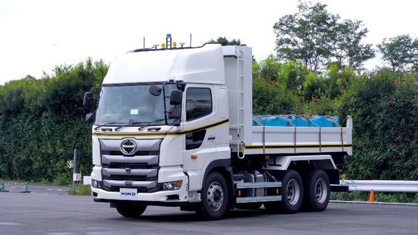 ダム建設現場で大型ダンプトラックを自動運転 日野と大林組が実証実験 11月に開始 レスポンス Response Jp ダム建設現場で大型ダンプトラックを自動運転 日野と大林組が実証実験 11月に開始 レスポンス Response Jp
