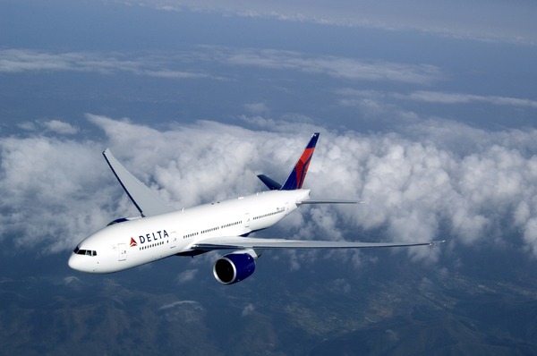 ✨非売品✨デルタ航空 777-200LR 1:200 楽天市場】【Delta Airlines Boeing 777-200】 デルタ航空
