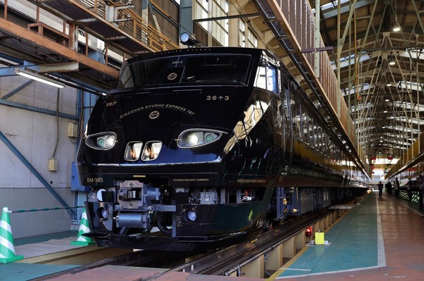 JR九州の新観光列車『36ぷらす3』九州全県周遊が実現へ、肥薩おれんじ鉄道乗入れ　11月19日から