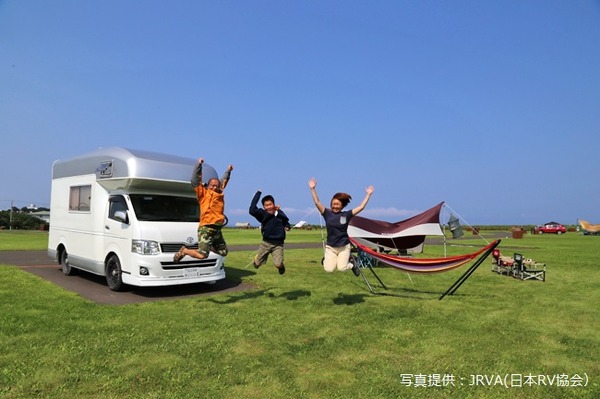 キャンピングカーの魅力は「家族の絆を深めてくれること」　日本RV協会調べ