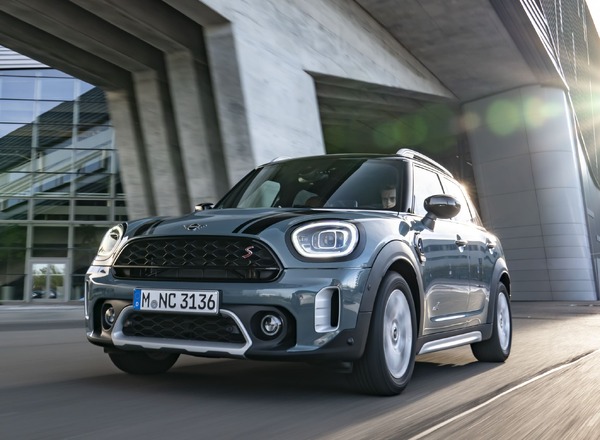 Mini クロスオーバー 次期型 23年から生産 フルevも設定へ レスポンス Response Jp