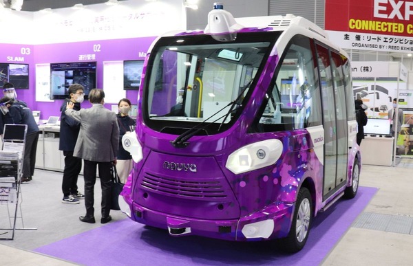 フランス製自動運転バス NAVYA『EVO』登場、その運行管理を支えるエッジとクラウドオートモーティブワールド2021