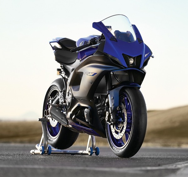 ヤマハ Yzf R7 欧米で発売 パラツイン搭載の新型スーパースポーツ 日本導入は今冬以降 12枚目の写真 画像 レスポンス Response Jp