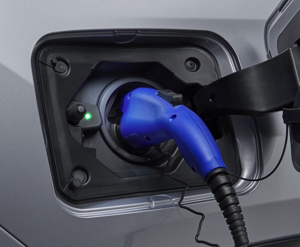 北陸電力 Ev充電設備工事サービスを開始 環境に応じて選べる3タイプ レスポンス Response Jp